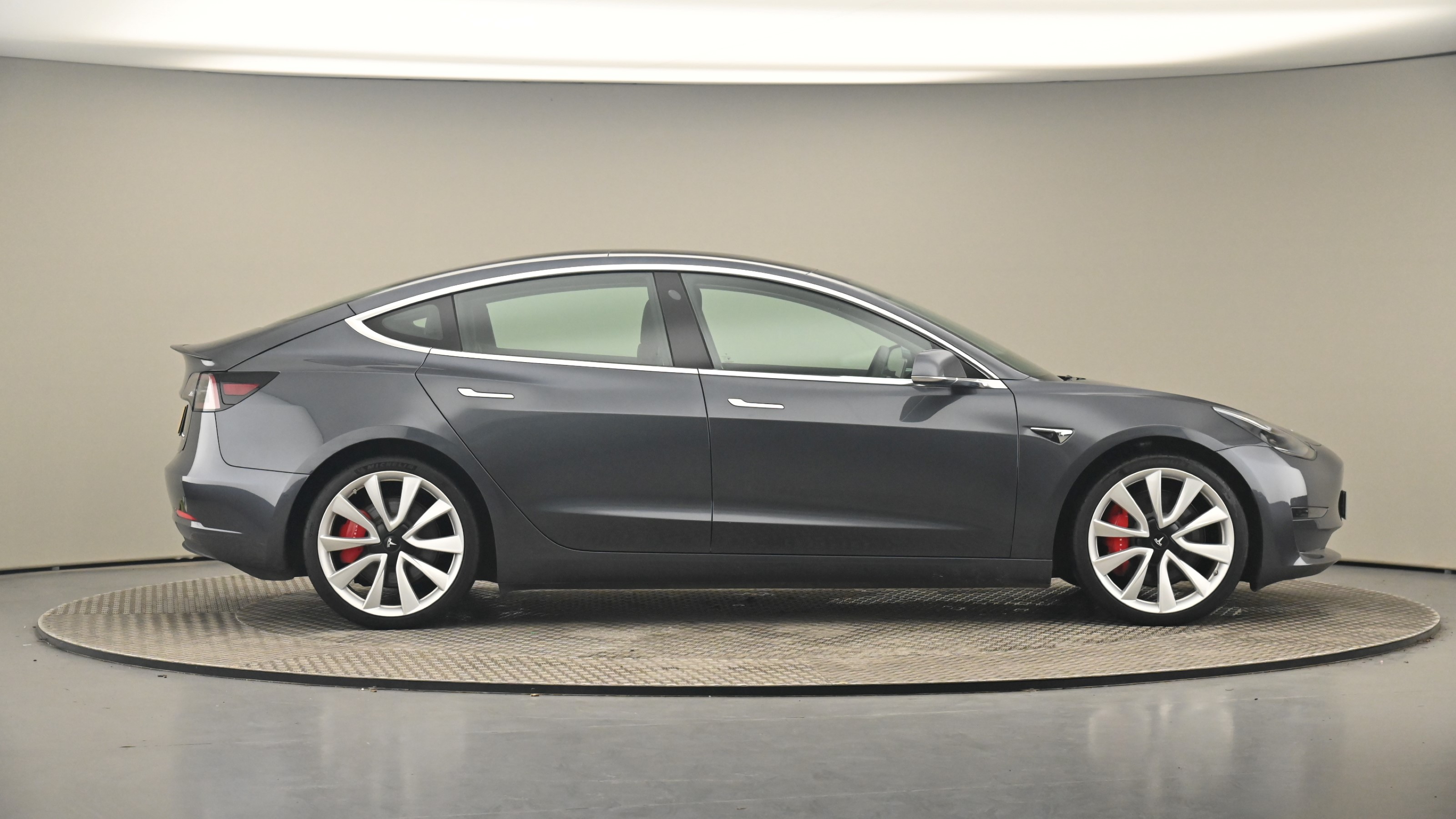 Used 2019 Tesla MODEL 3 Performance AWD 4dr Auto £51,500 7,438 miles