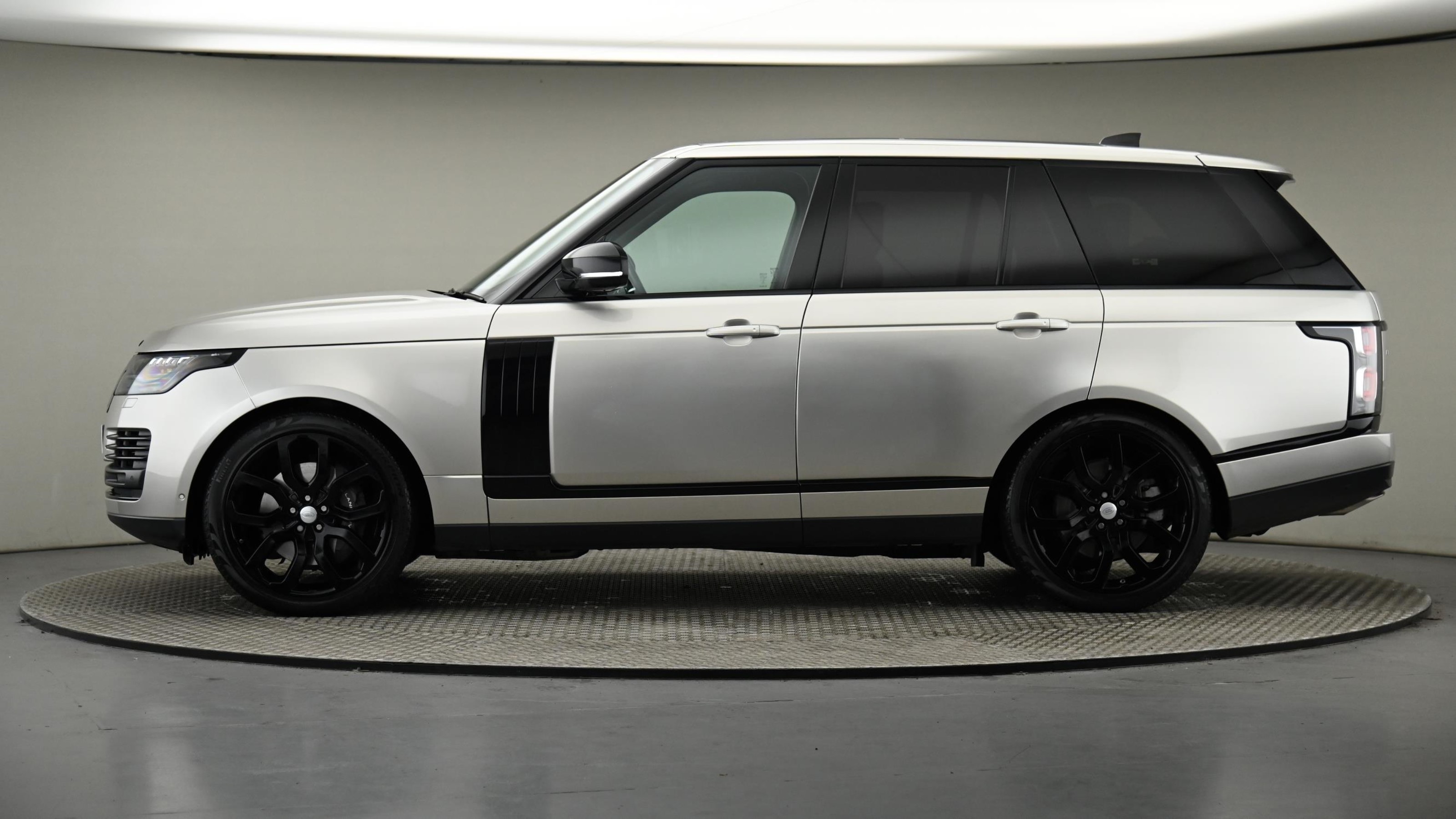 Used 2018 Land Rover Range Rover 44 Sdv8 Autobiography 4dr Auto £