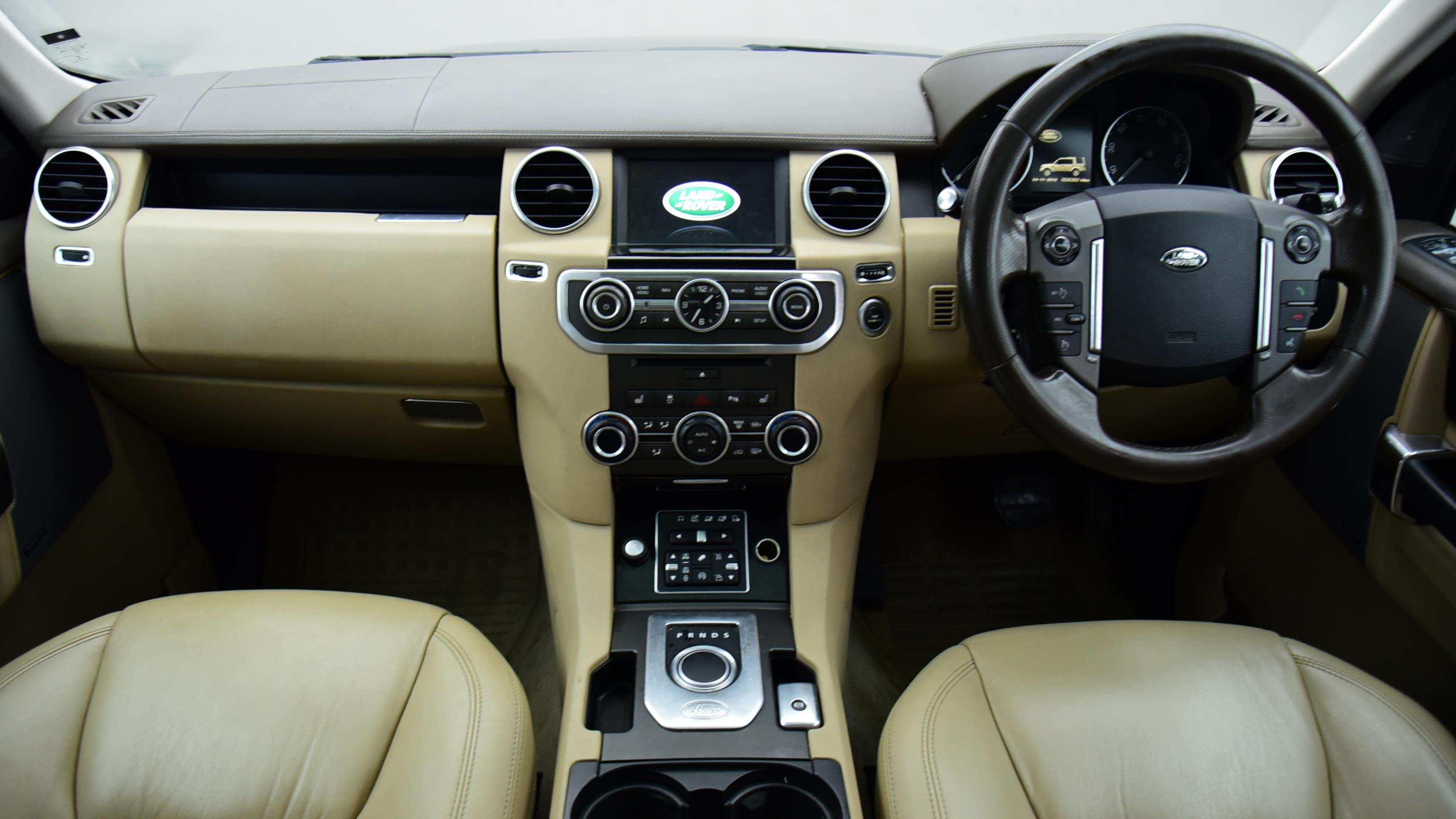 Used 2015 Land Rover DISCOVERY 3.0 SDV6 HSE Luxury 5dr Auto £25,000