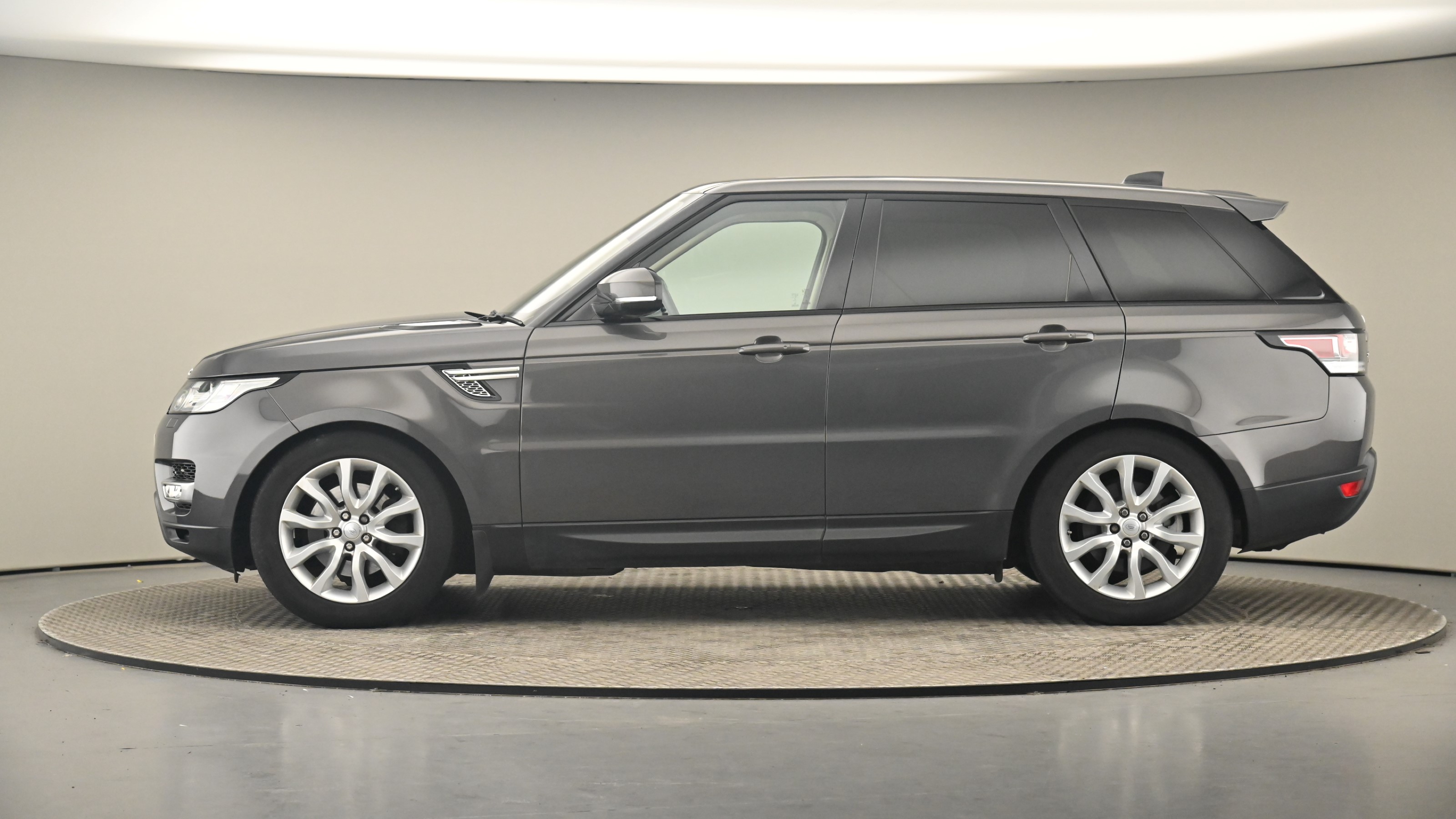 Used 2016 Land Rover Range Rover Sport SD4 HSE CommandShift 2 4X4 £ ...