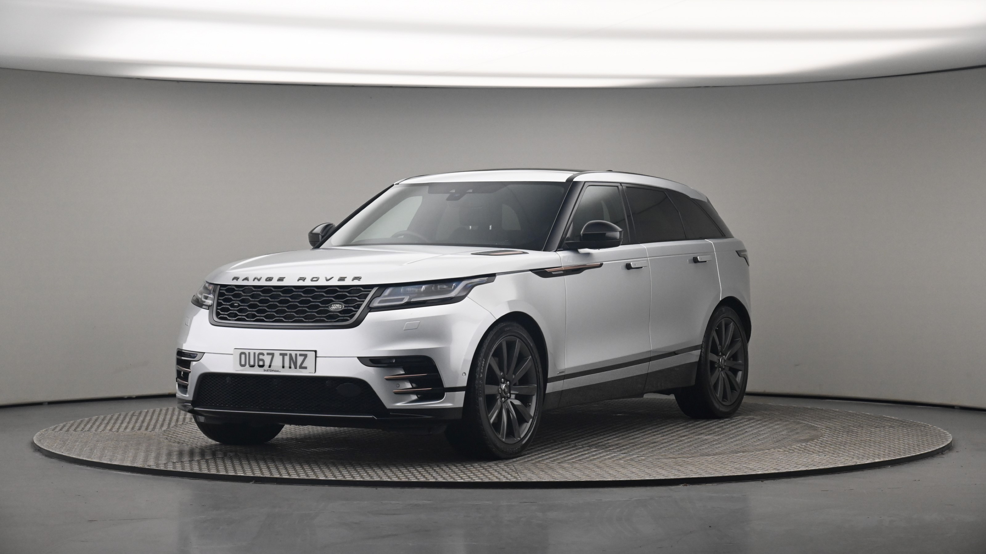 Used 2017 Land Rover RANGE ROVER VELAR 3.0 D300 RDynamic HSE 5dr Auto