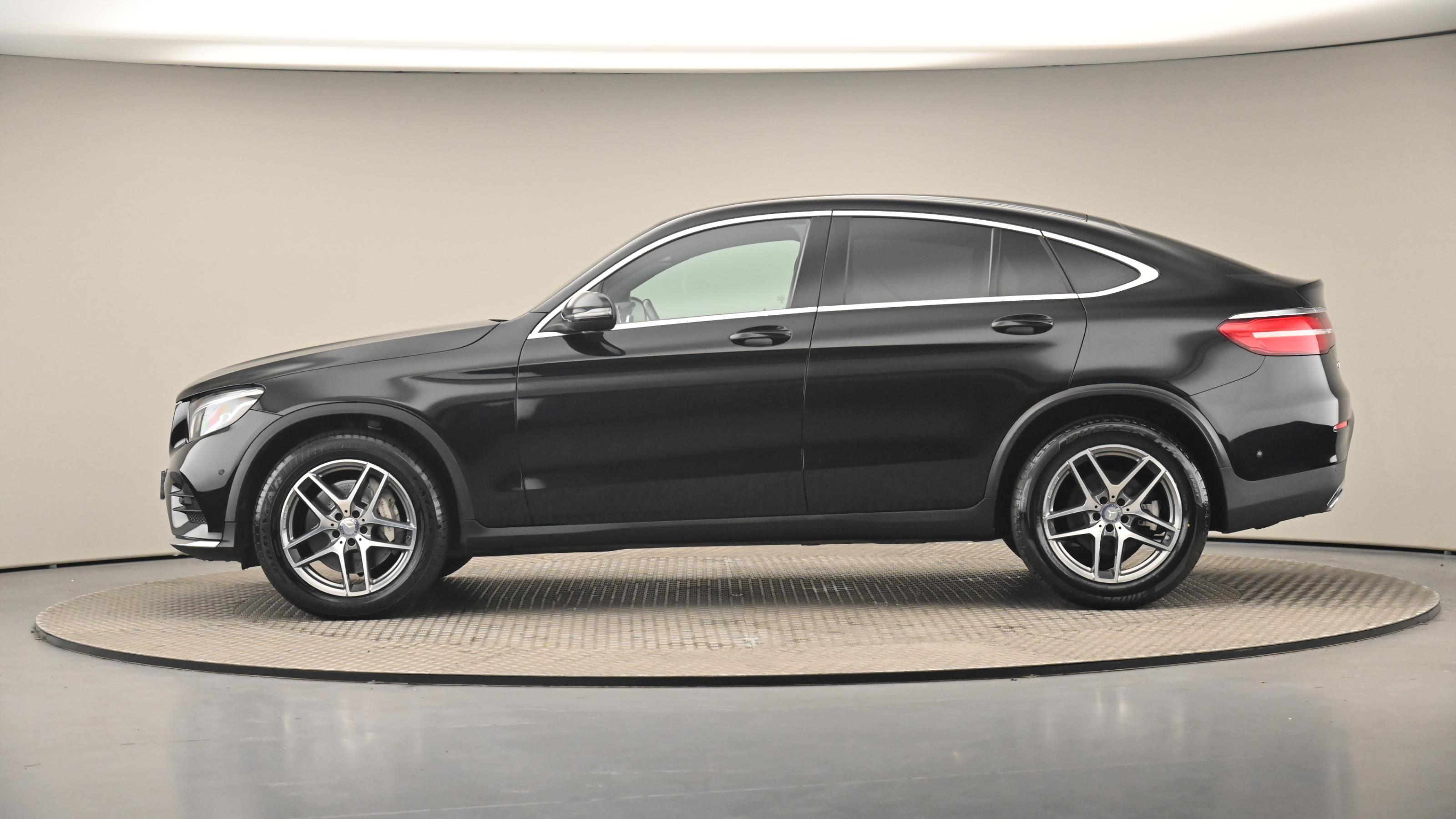 Used 2017 Mercedes Benz Glc Coupe Glc 250d 4matic Amg Line 5dr 9g Tronic £27 250 37 779 Miles