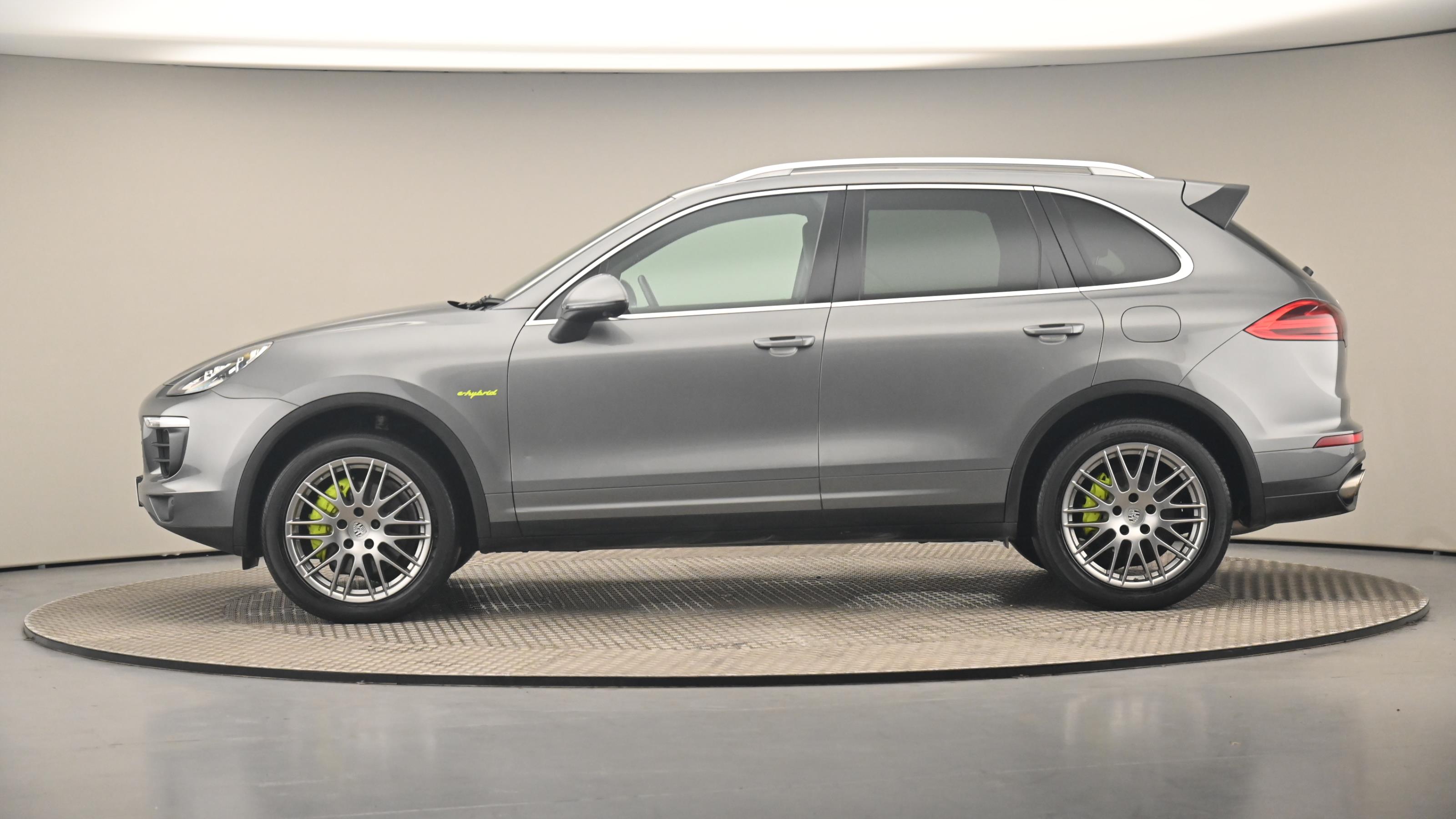 Used 2016 Porsche CAYENNE S E-Hybrid 5dr Tiptronic S £36,000 41,074 ...