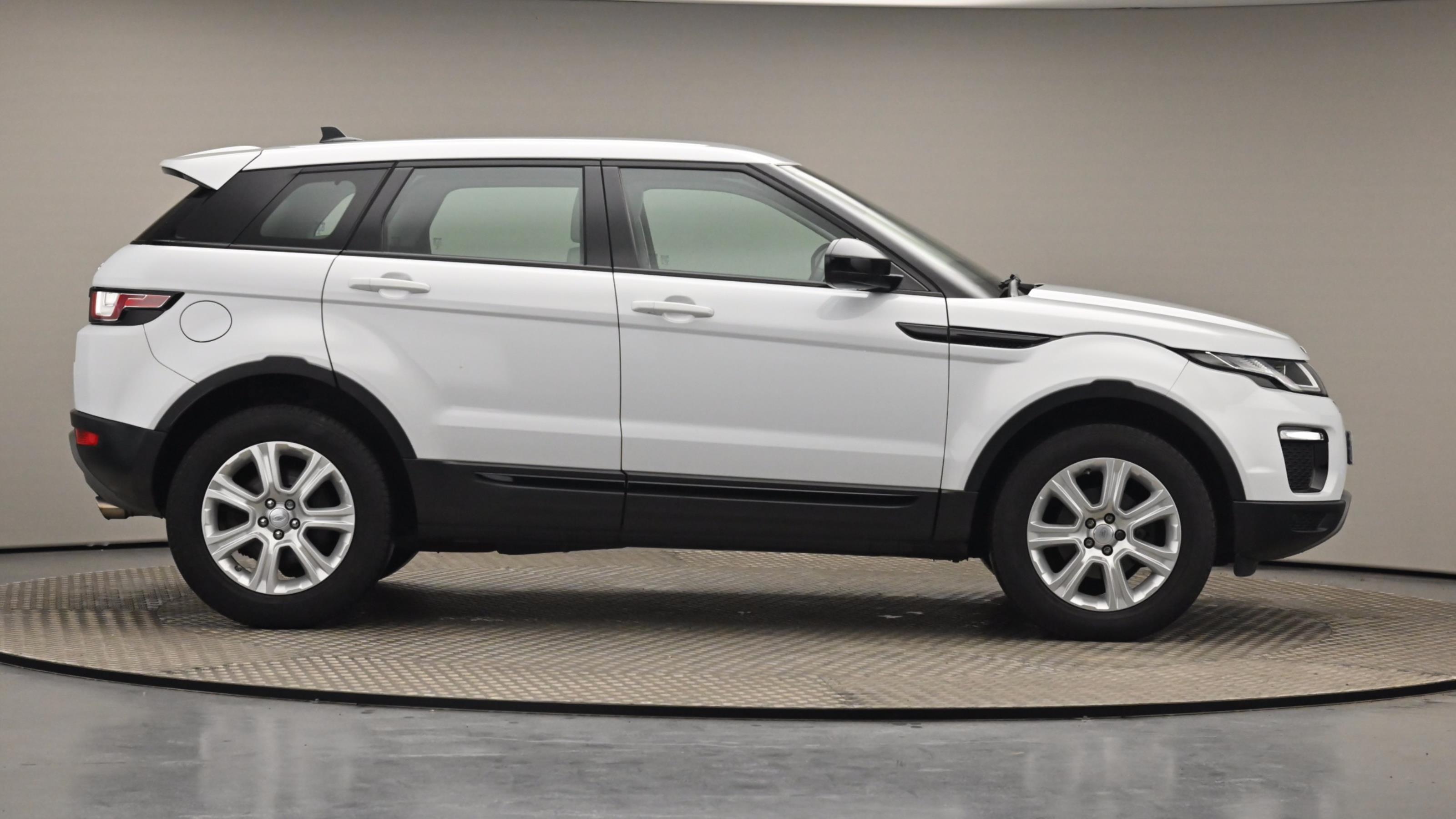 Used 2016 Land Rover RANGE ROVER EVOQUE 2.0 eD4 SE Tech 5dr 2WD £17,250