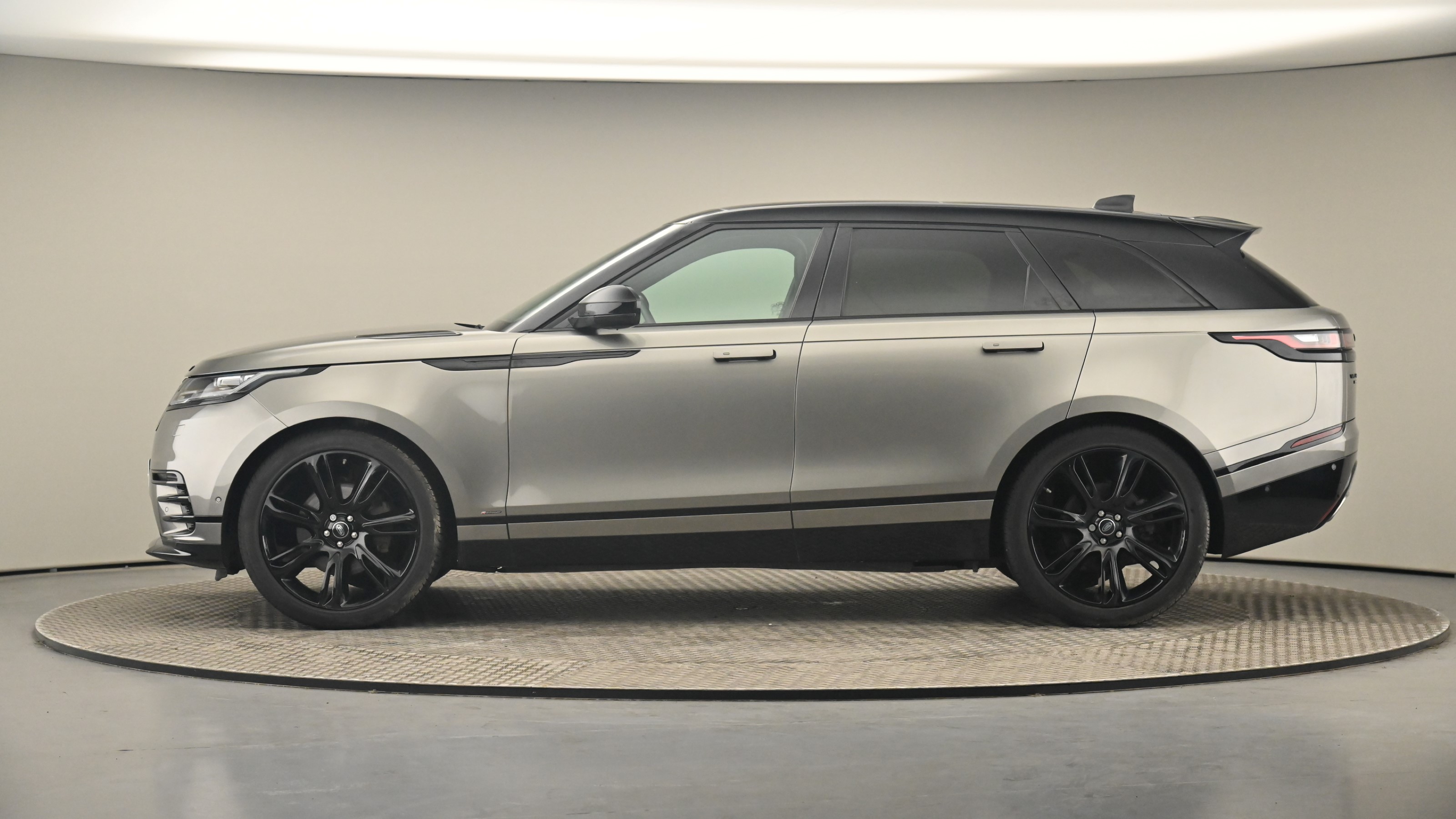 Used 2018 Land Rover RANGE ROVER VELAR 3.0 P380 R-Dynamic HSE 5dr Auto ...