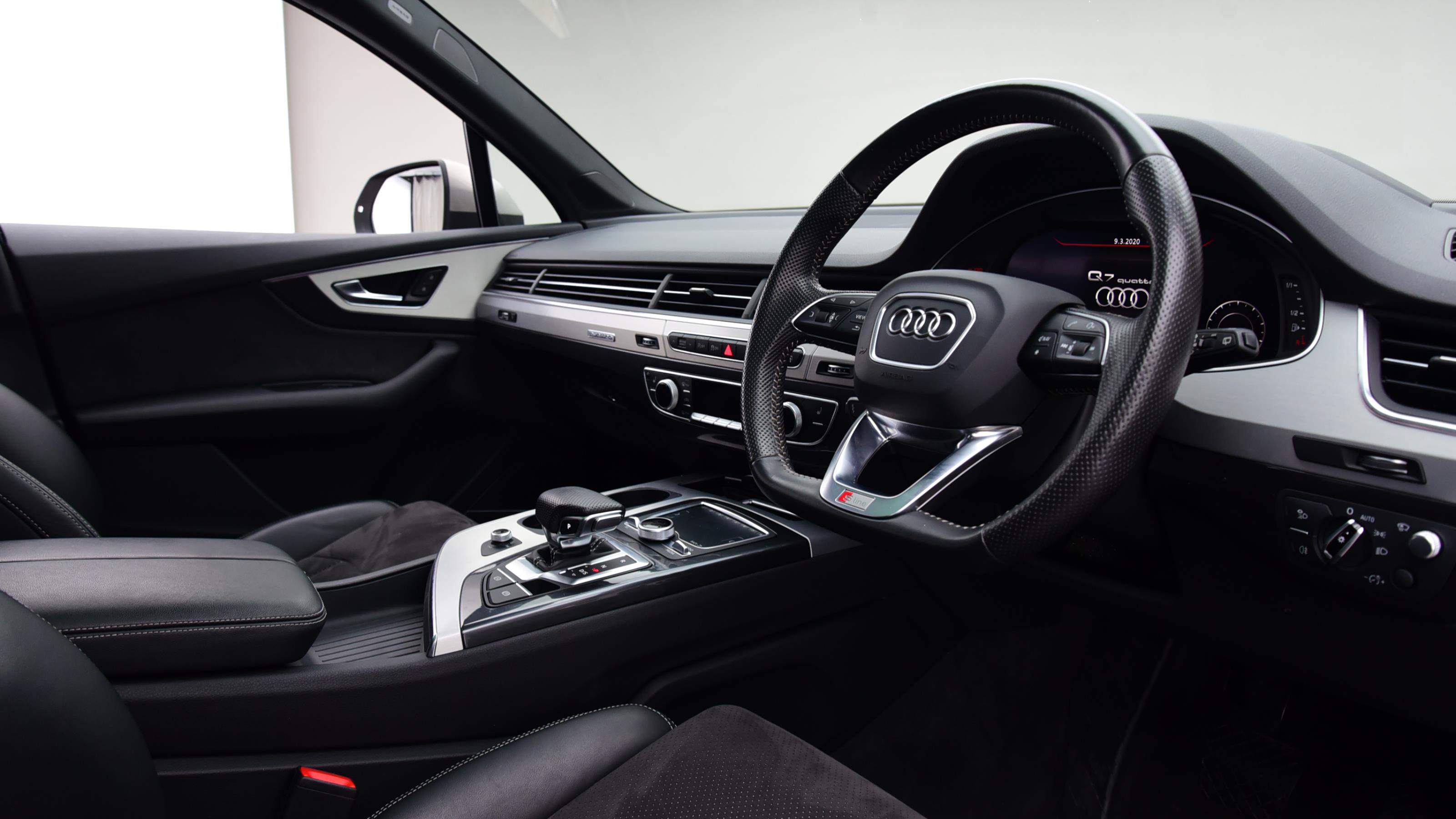 Used 2015 Audi Q7 3.0 TDI Quattro S Line 5dr Tip Auto £28,750 24,228 ...