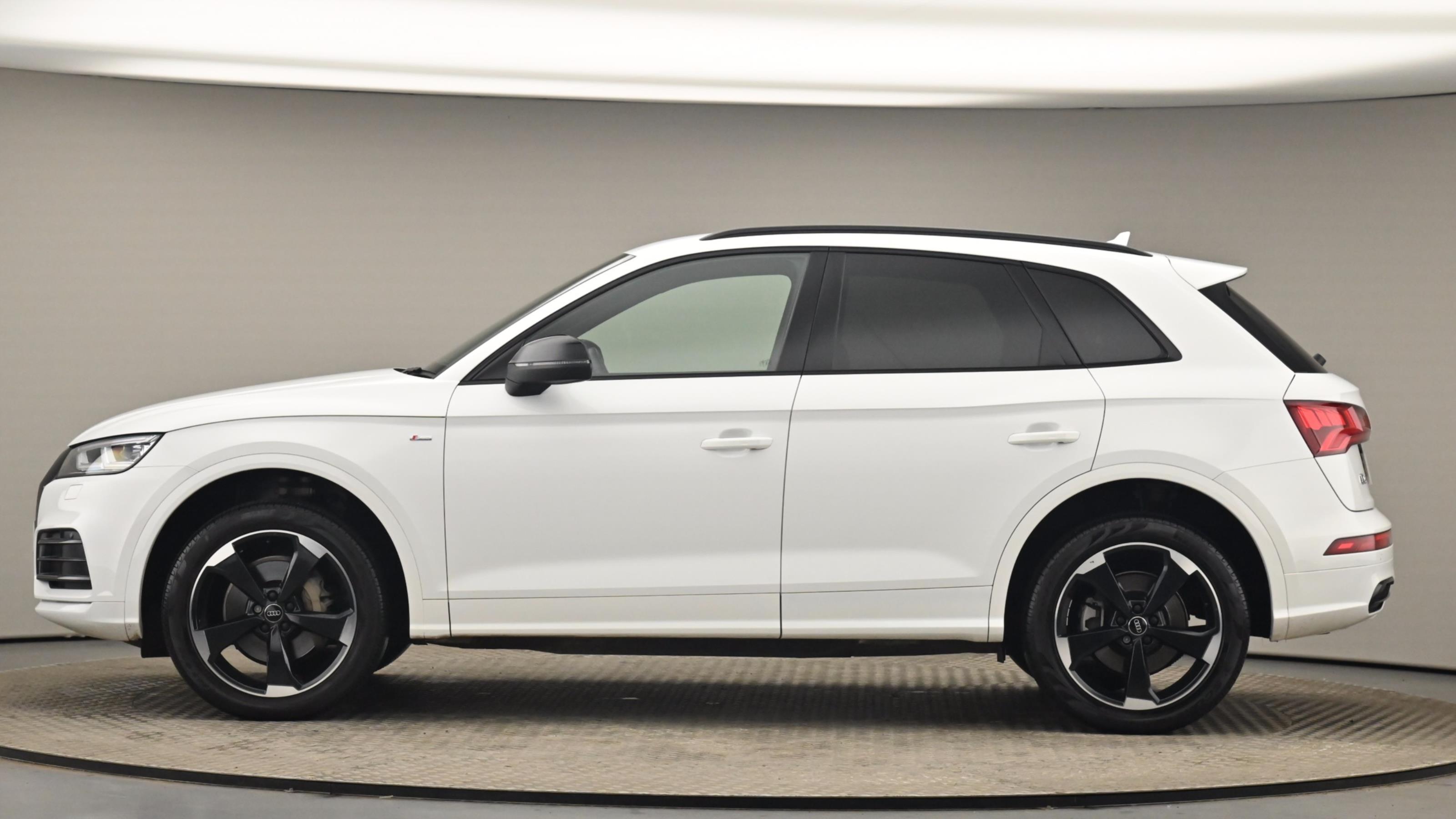 Used 2019 Audi Q5 40 TDI Quattro Black Edition 5dr S Tronic £33,000