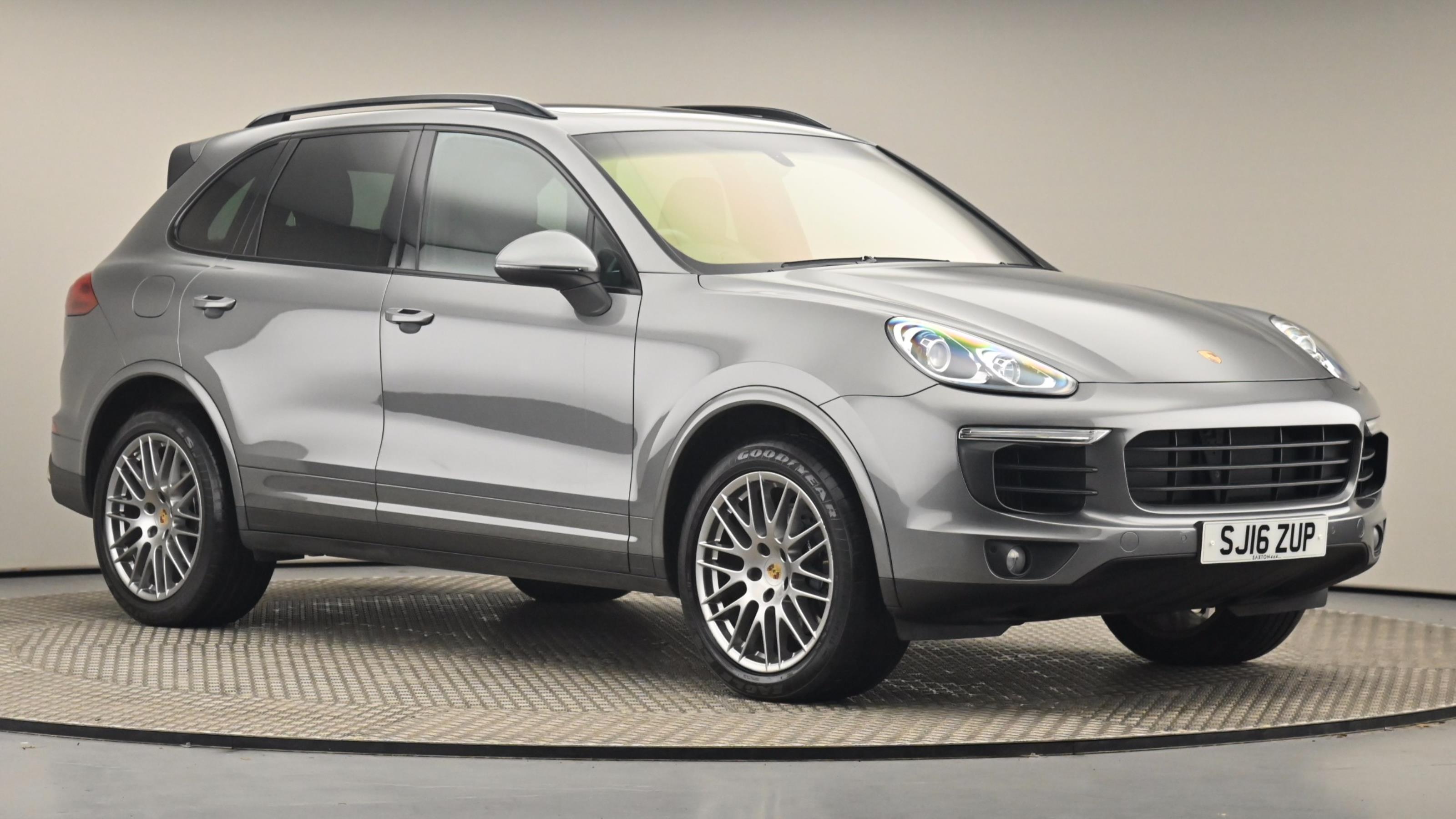 Used 2016 Porsche CAYENNE Diesel 5dr Tiptronic S £31,250 31,437 miles ...